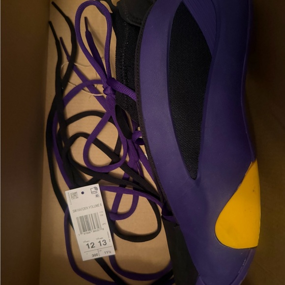 adidas Harden Volume 8 Basketball Shoes sz 12 mens - Picture 4 of 5